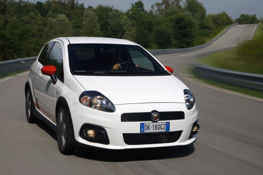  Fiat Grande Punto Abarth 2007 года  (фото 31 из 67)
